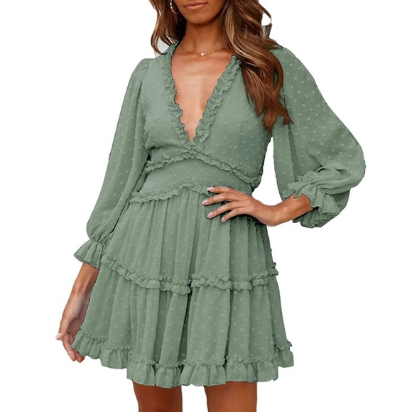 ✦NWT Ruffled Emerald Dress✦ - Picture 4 of 4